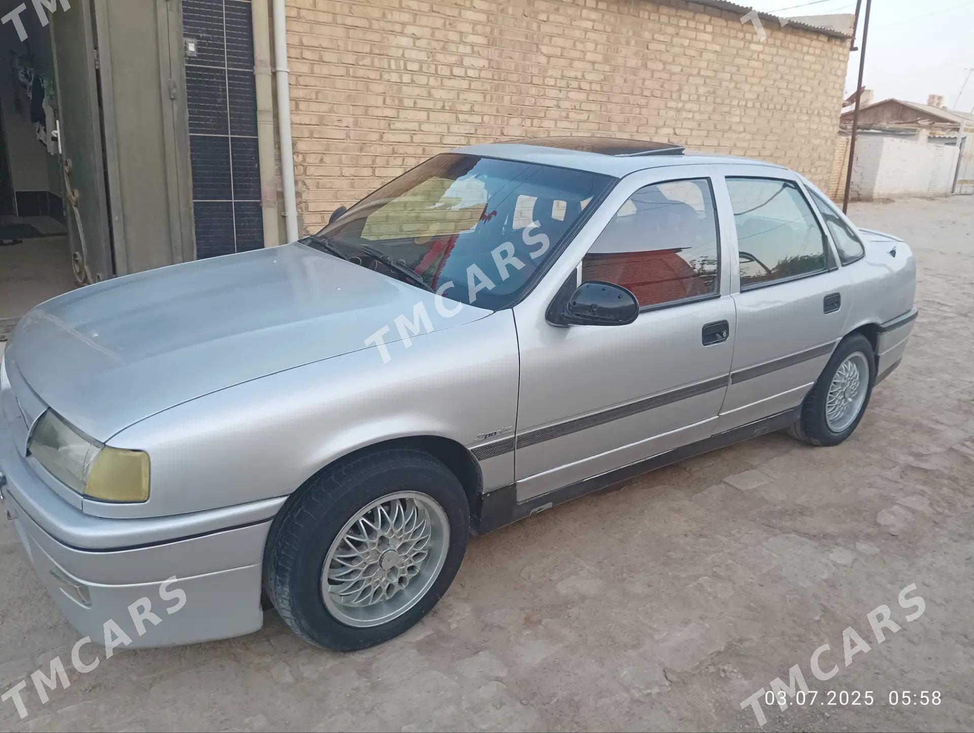 Opel Vectra 1990 - 40 000 TMT - Байрамали - img 3