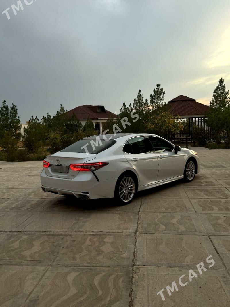 Toyota Camry 2018 - 320 000 TMT - Balkanabat - img 3