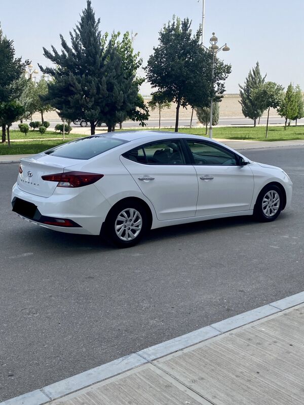 Hyundai Elantra 2020 - 235 000 TMT - Aşgabat - img 4
