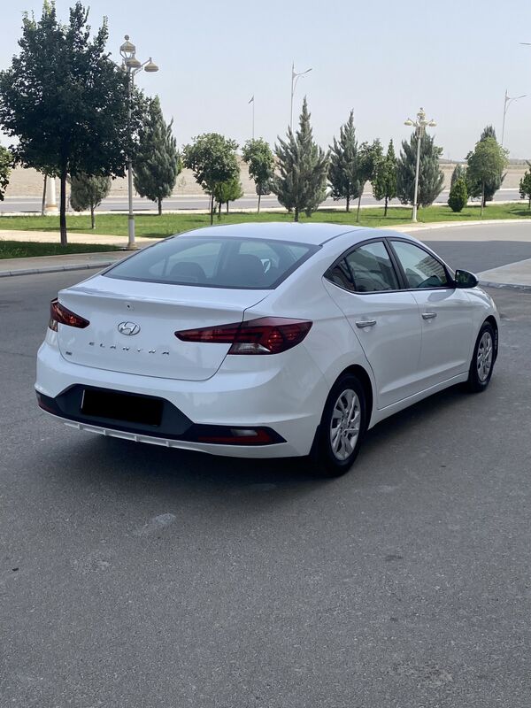 Hyundai Elantra 2020 - 235 000 TMT - Aşgabat - img 8