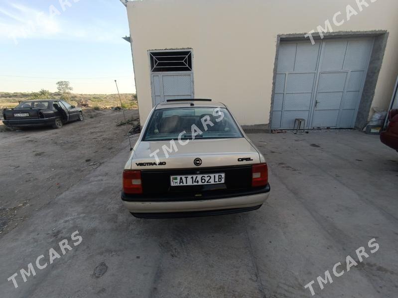 Opel Vectra 1991 - 35 000 TMT - Саят - img 3
