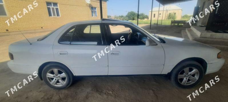 Toyota Camry 1995 - 70 000 TMT - Мары - img 2