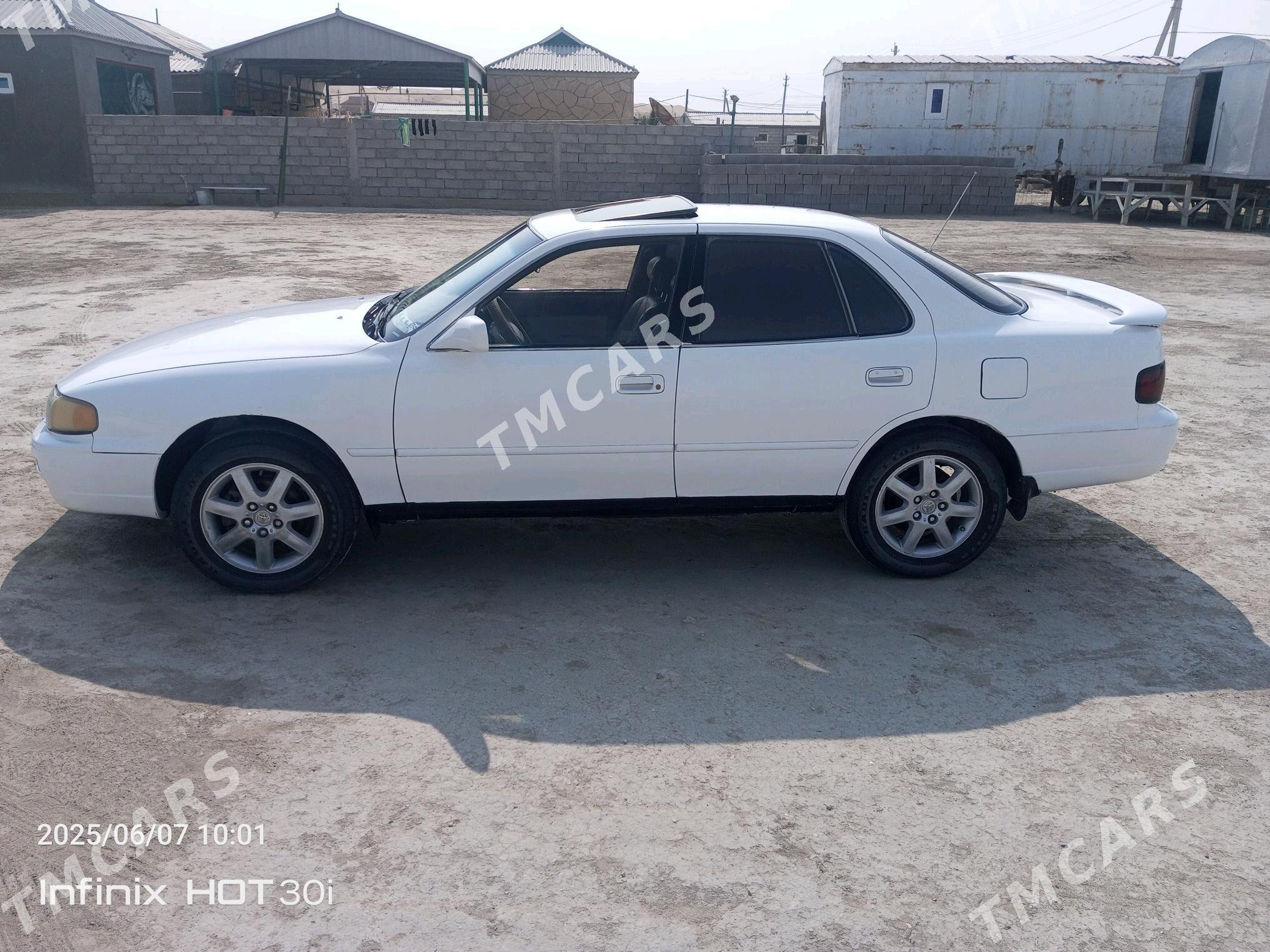 Toyota Camry 1994 - 88 000 TMT - Etrek - img 4