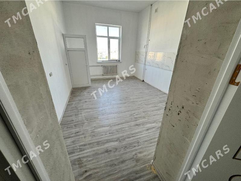 Элитка Рысгал 4этаж 2ком 110м² - Daşoguz - img 9