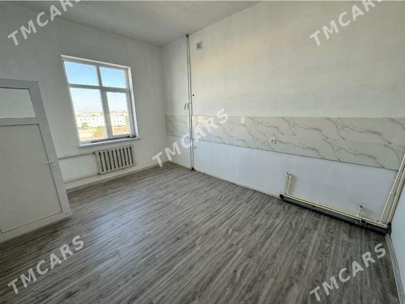 Элитка Рысгал 4этаж 2ком 110м² - Daşoguz - img 8