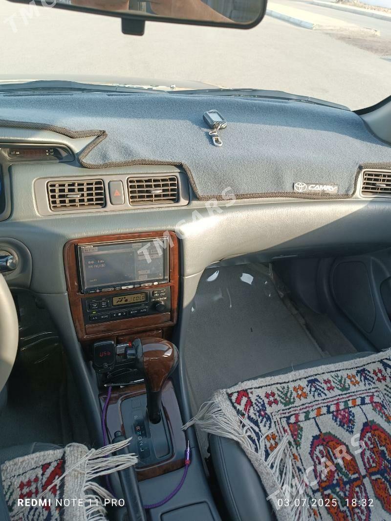 Toyota Camry 2001 - 142 000 TMT - Туркменабат - img 8