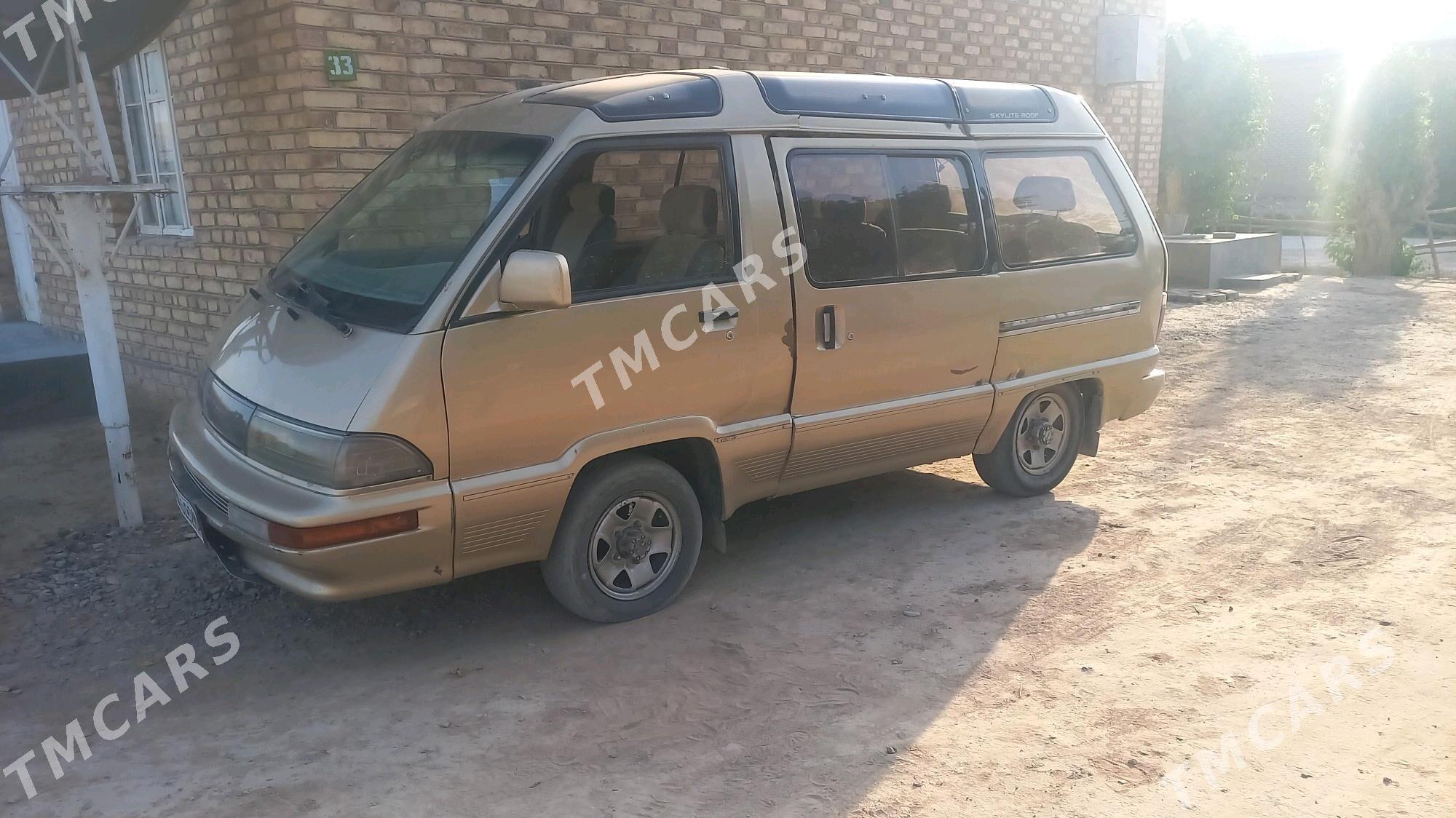 Toyota Hiace 1992 - 22 000 TMT - Мары - img 3