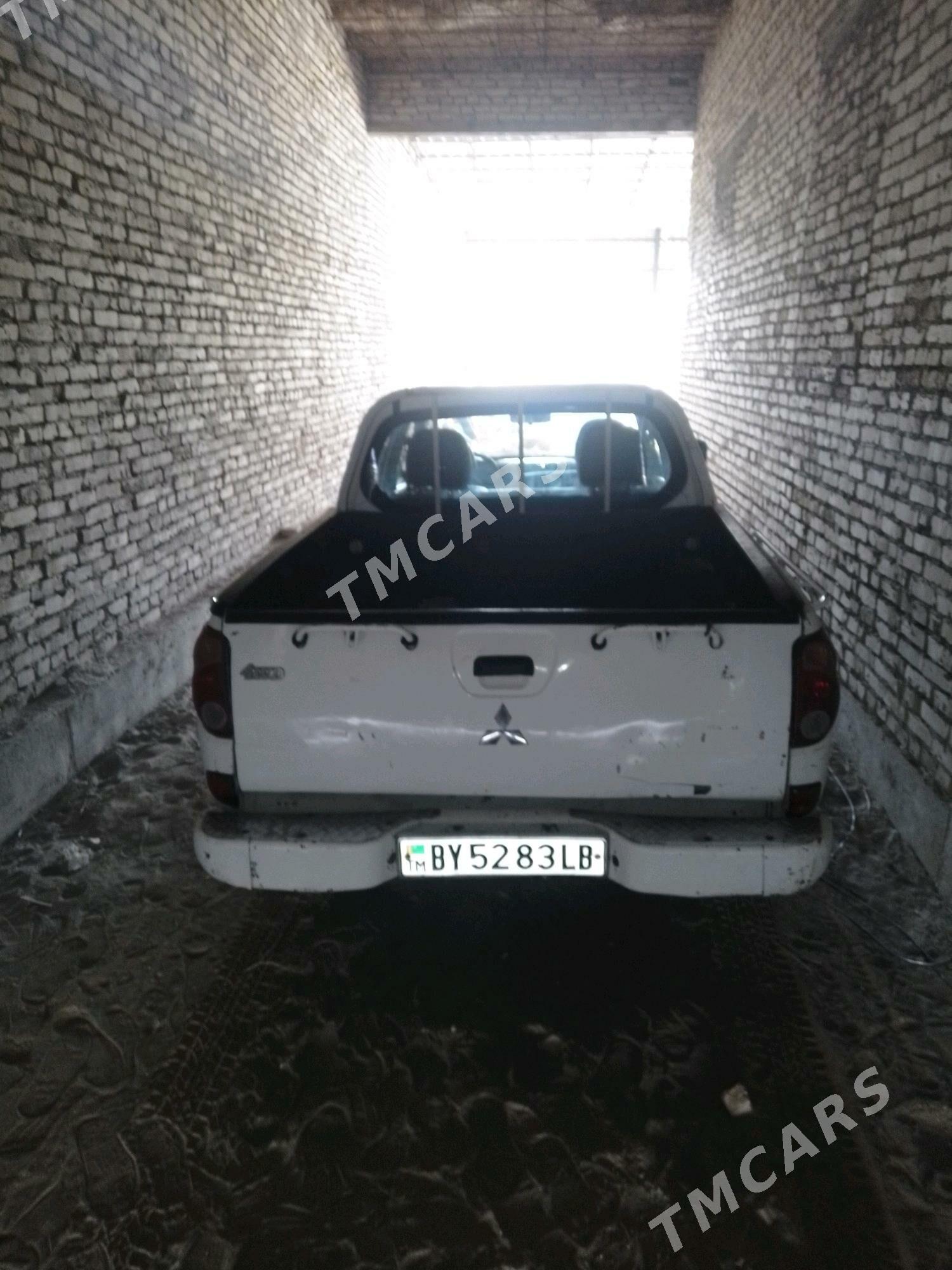 Mitsubishi L200 2006 - 105 000 TMT - Ходжамбаз - img 3