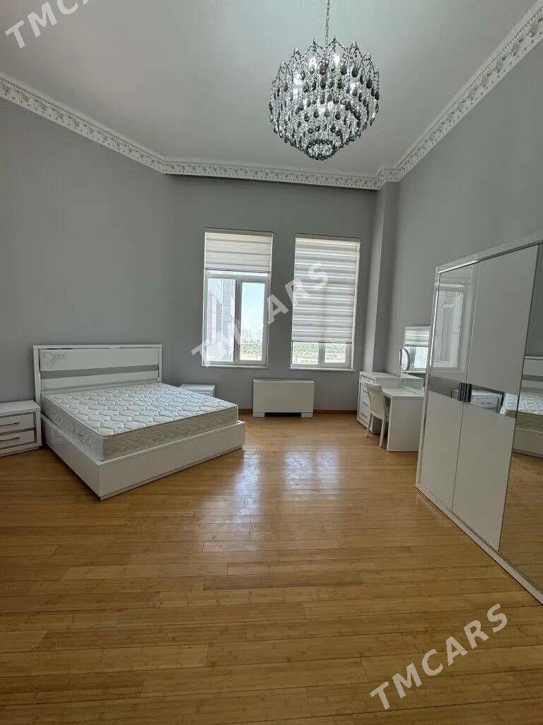 Элитка Московская 4ком 190м2 - Aşgabat - img 2