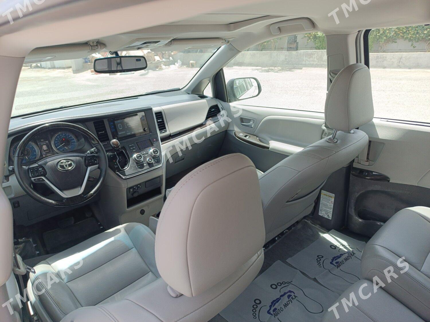 Toyota Sienna 2017 - 450 000 TMT - Aşgabat - img 2