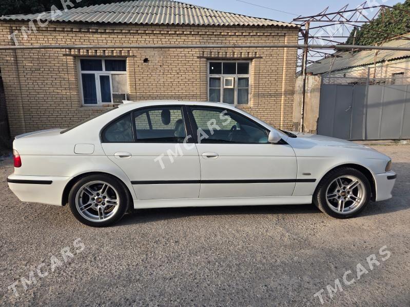 BMW 530 2002 - 130 000 TMT - Aşgabat - img 2