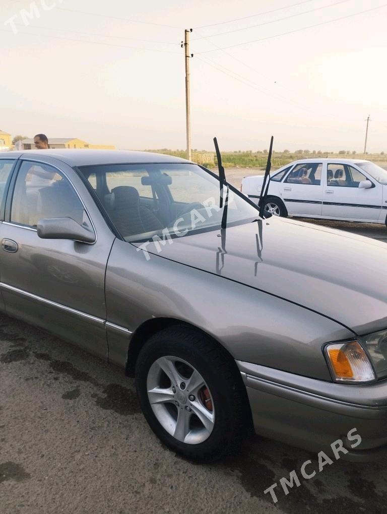 Toyota Avalon 1999 - 120 000 TMT - Векильбазар - img 4