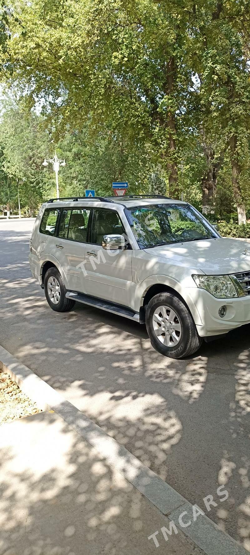 Mitsubishi Pajero 2013 - 275 000 TMT - Ашхабад - img 2