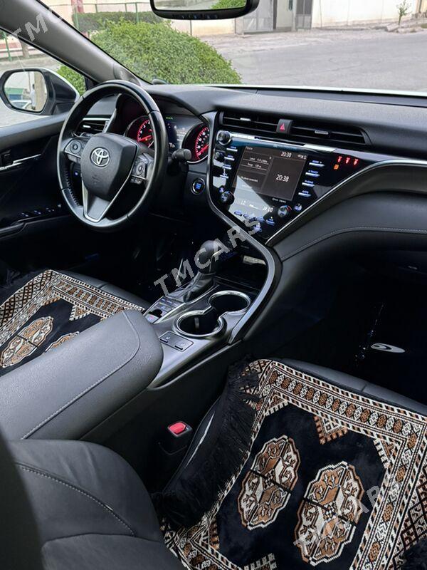 Toyota Camry 2018 - 415 000 TMT - Ашхабад - img 9
