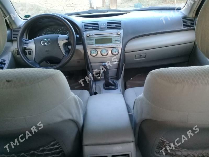 Toyota Camry 2007 - 120 000 TMT - Бахарден - img 2