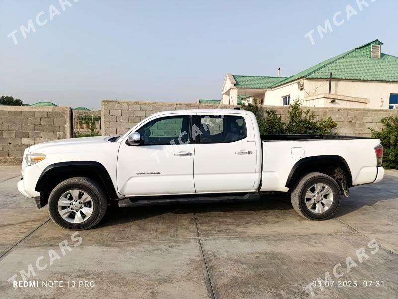 Toyota Tacoma 2017 - 340 000 TMT - Aşgabat - img 3