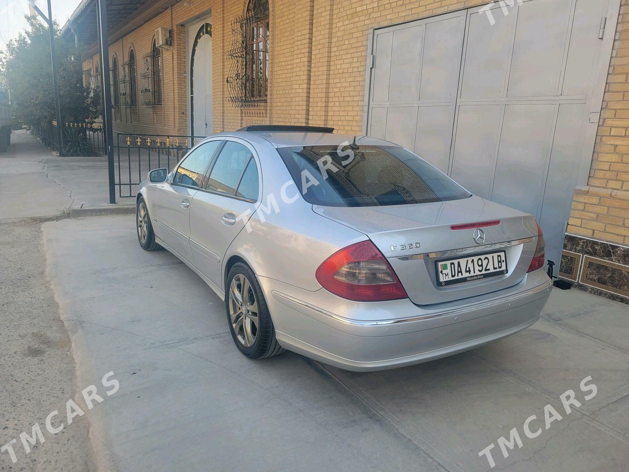 Mercedes-Benz E320 2003 - 150 000 TMT - Туркменабат - img 6