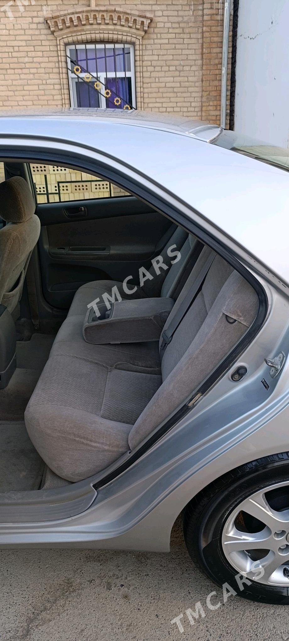 Toyota Camry 2004 - 137 000 TMT - Туркменабат - img 10