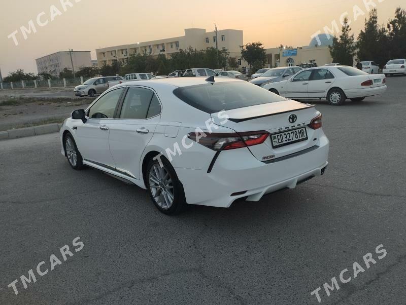 Toyota Camry 2021 - 315 000 TMT - Baýramaly - img 4
