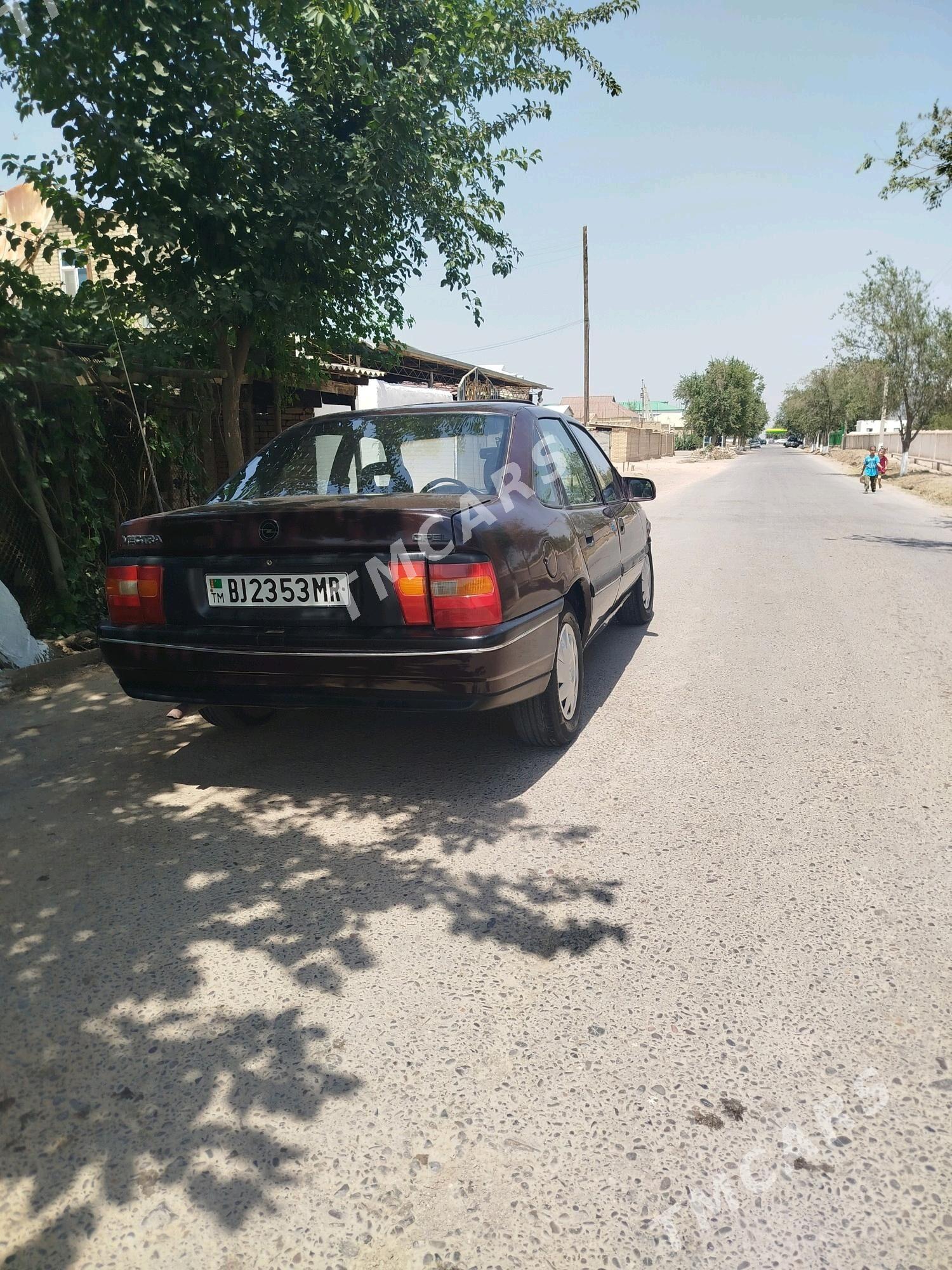 Opel Vectra 1994 - 36 000 TMT - Мургап - img 2