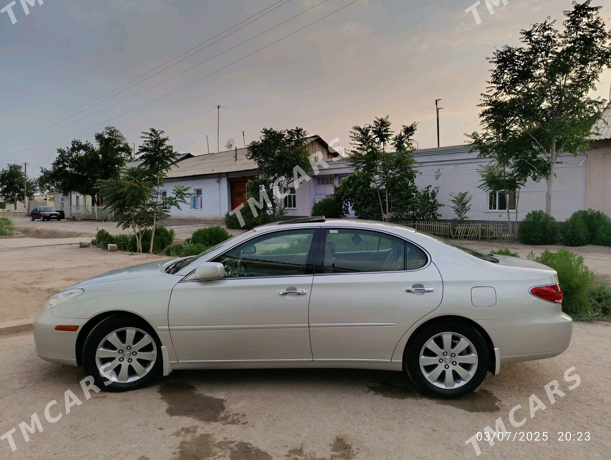 Lexus ES 300 2003 - 215 000 TMT - Кёнеургенч - img 4