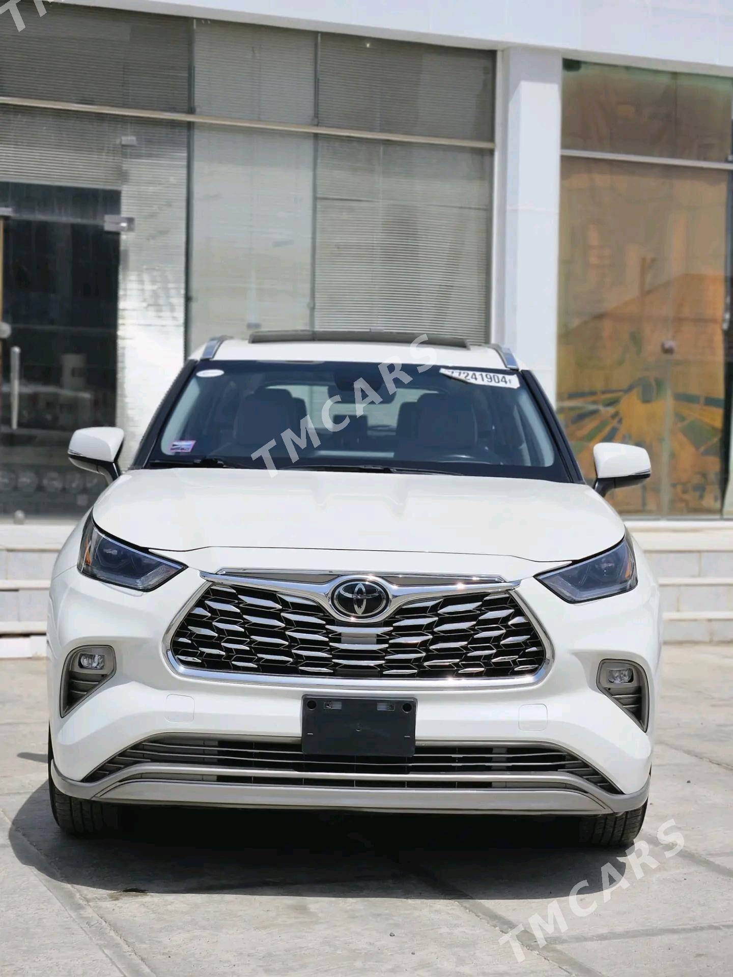 Toyota Highlander 2022 - 585 000 TMT - Мары - img 3