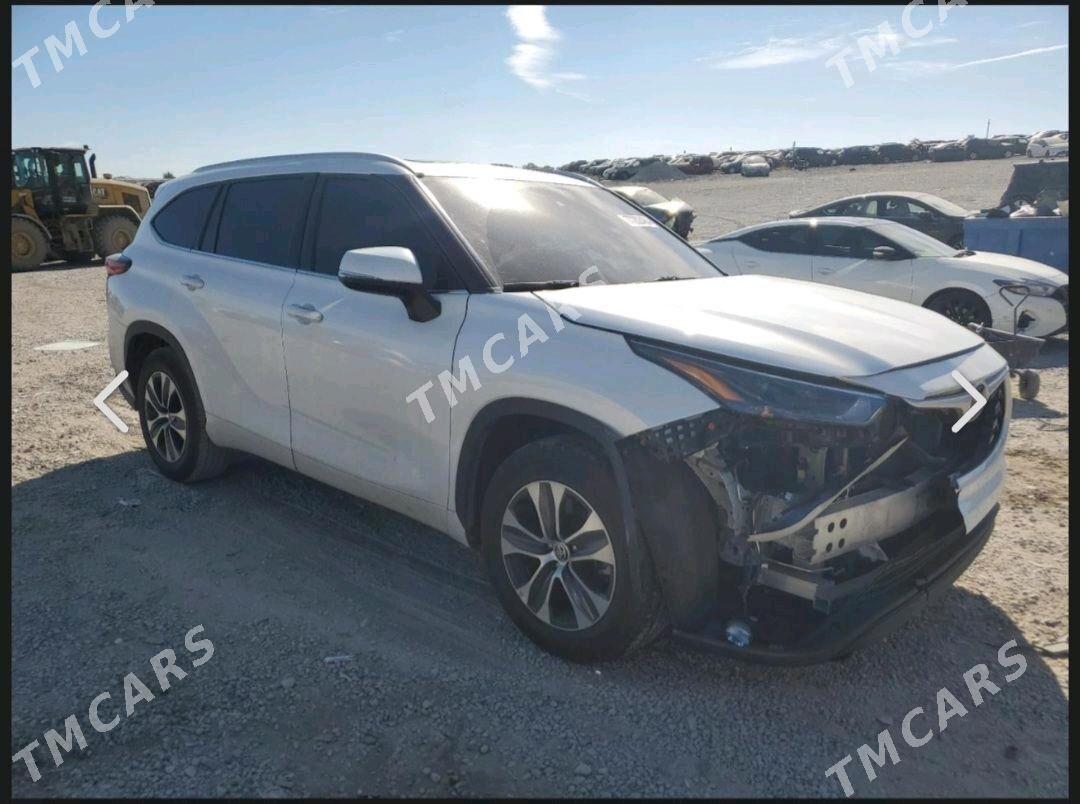 Toyota Highlander 2022 - 585 000 TMT - Мары - img 4