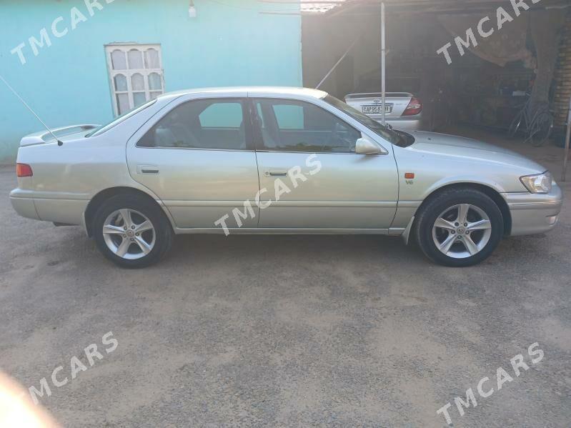 Toyota Camry 2000 - 110 000 TMT - Oguz han - img 3