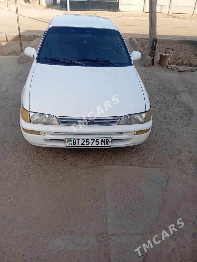 Toyota Corolla 1993 - 50 000 TMT - Векильбазар - img 3