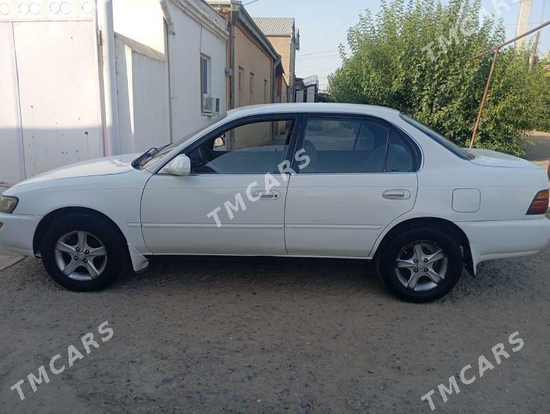 Toyota Corolla 1993 - 50 000 TMT - Векильбазар - img 4