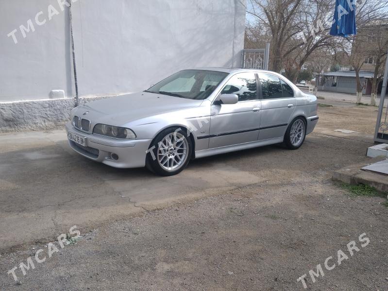 BMW E39 1998 - 130 000 TMT - Türkmenbaşy - img 2
