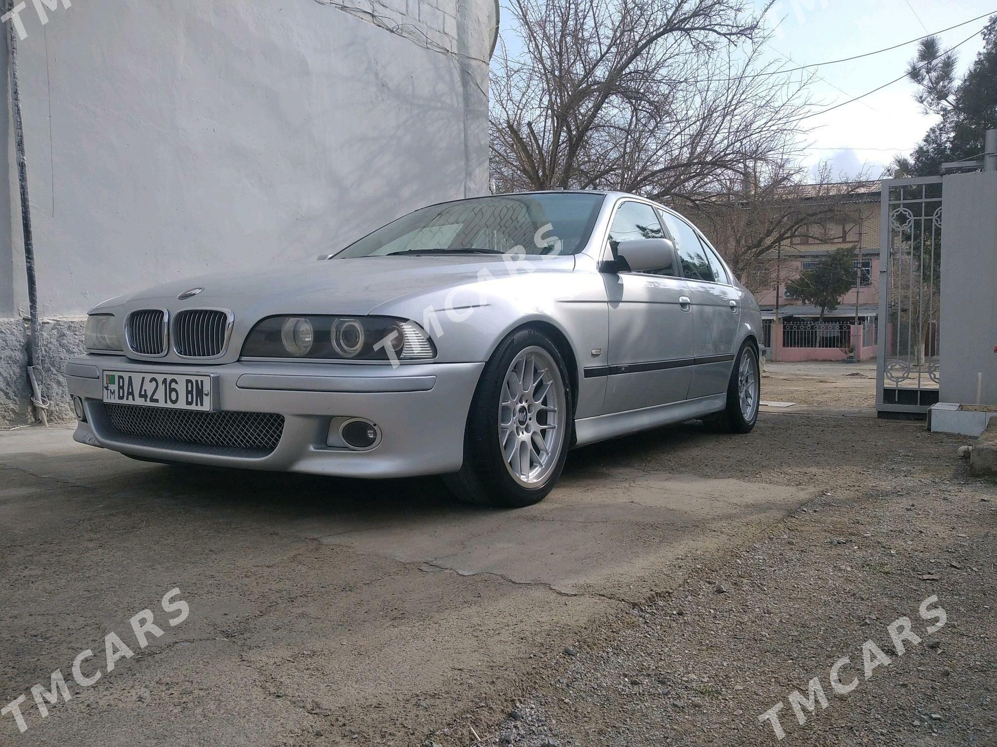 BMW E39 1998 - 130 000 TMT - Türkmenbaşy - img 6