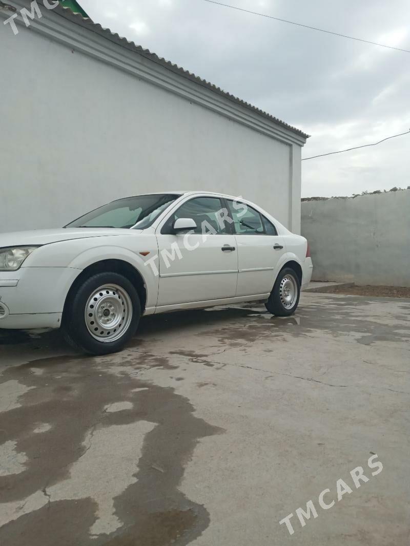 Ford Mondeo 2003 - 38 000 TMT - Кëши - img 6