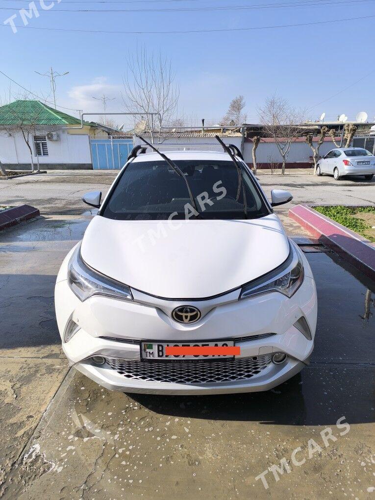 Toyota C-HR 2019 - 300 000 TMT - Ашхабад - img 4