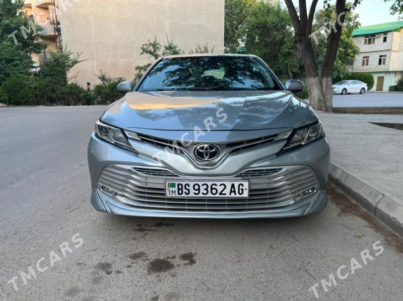 Toyota Camry 2018 - 290 000 TMT - Ашхабад - img 3