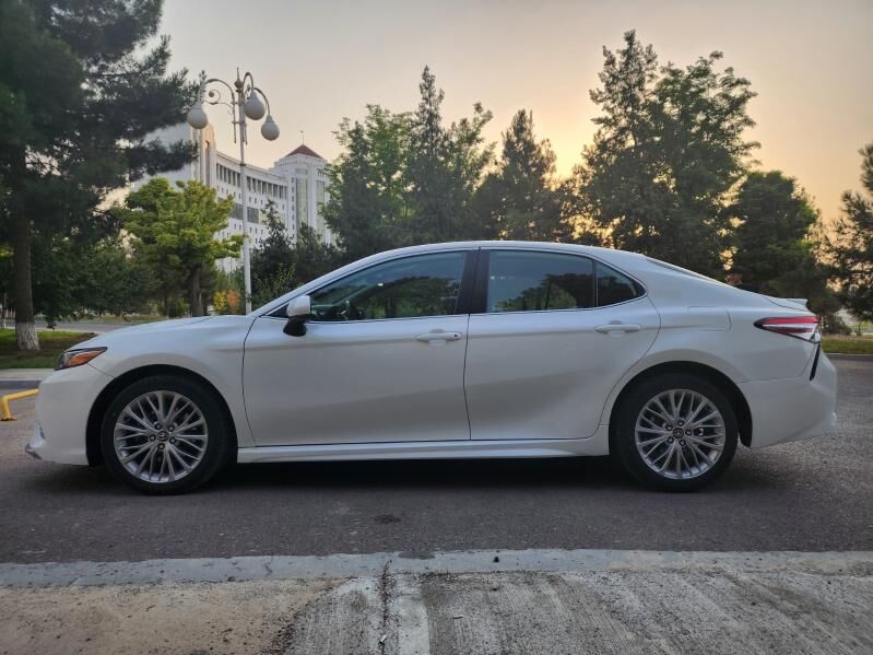 Toyota Camry 2018 - 310 000 TMT - Aşgabat - img 8