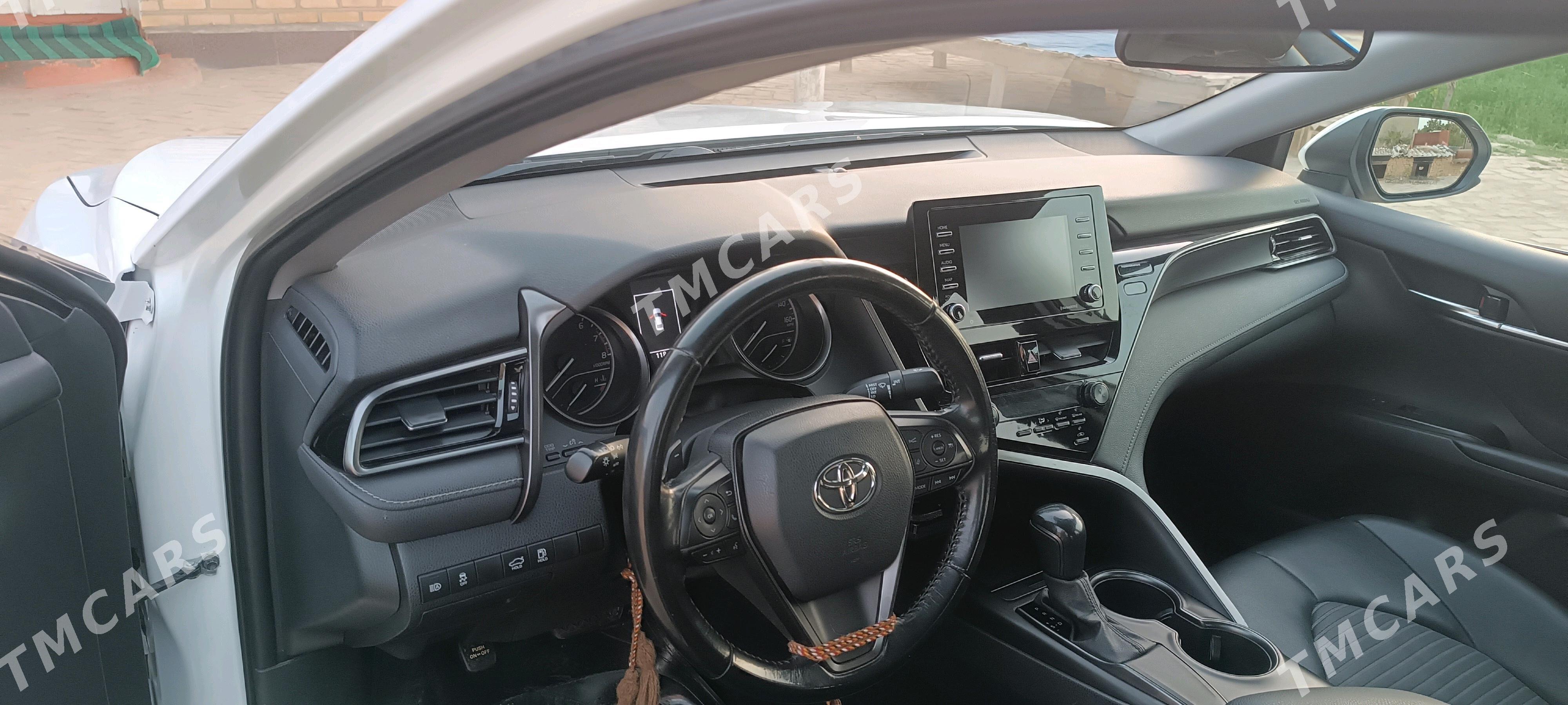 Toyota Camry 2021 - 290 000 TMT - Туркменгала - img 2