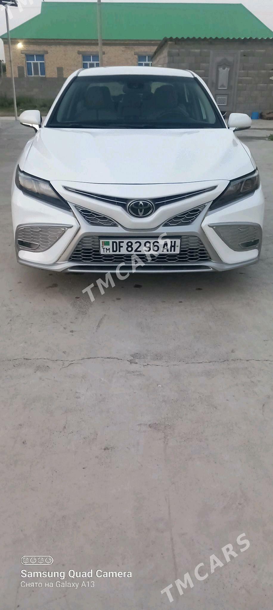 Toyota Camry 2021 - 260 000 TMT - Gökdepe - img 2