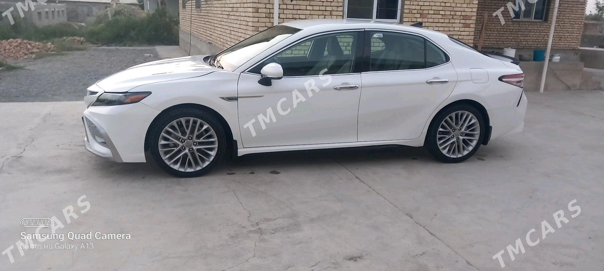 Toyota Camry 2021 - 260 000 TMT - Gökdepe - img 4