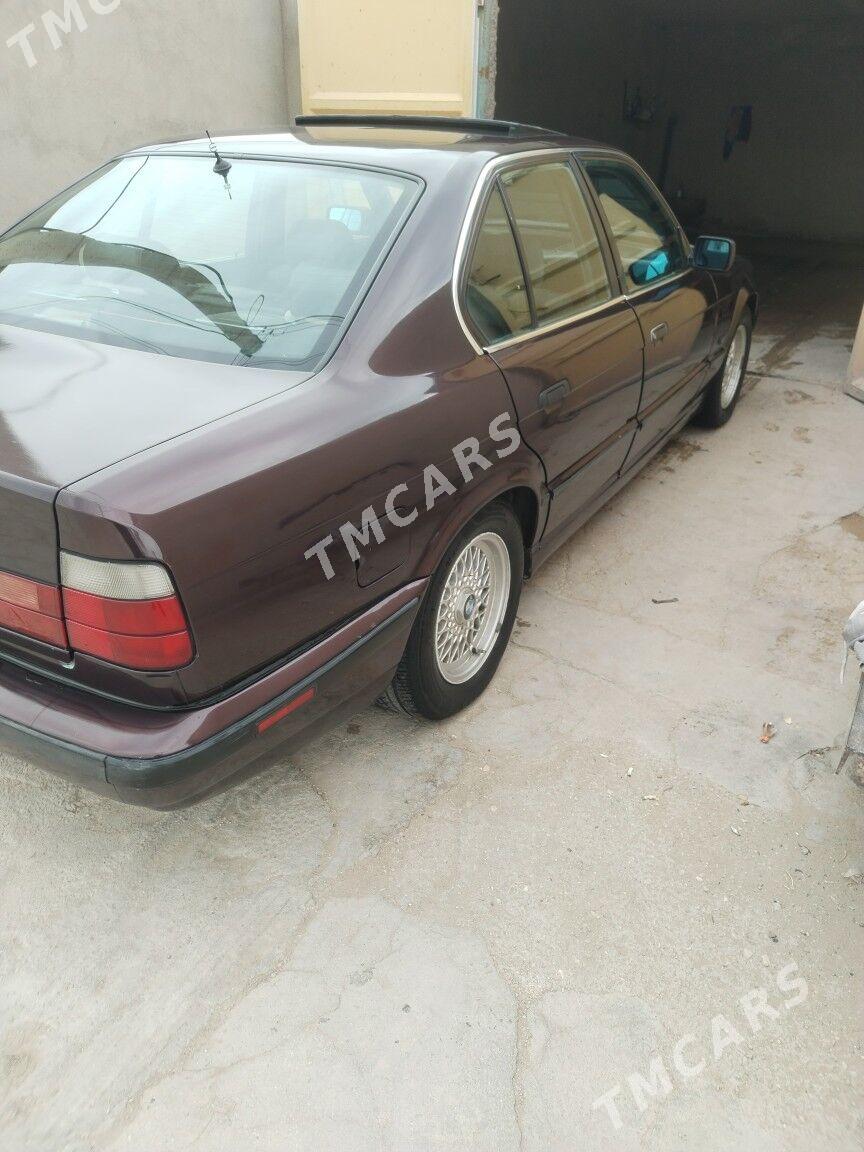 BMW 5 Series 1995 - 65 000 TMT - Гумдаг - img 4