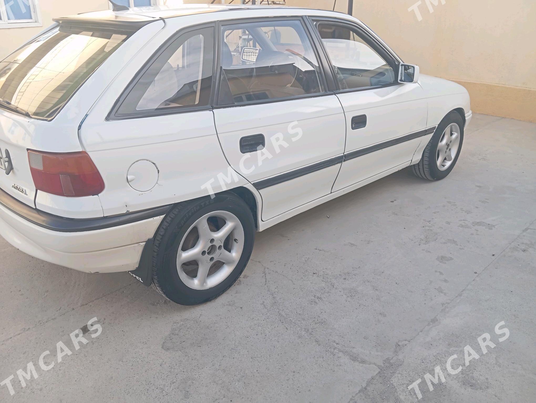 Opel Astra 1992 - 30 000 TMT - Гёкдепе - img 2