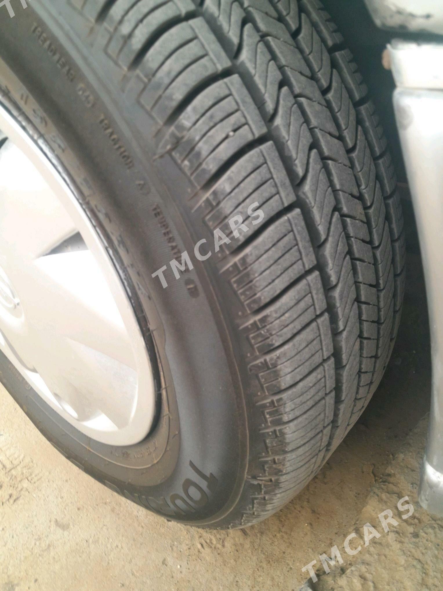 Opel Vectra 1993 - 30 000 TMT - Garadamak - img 3