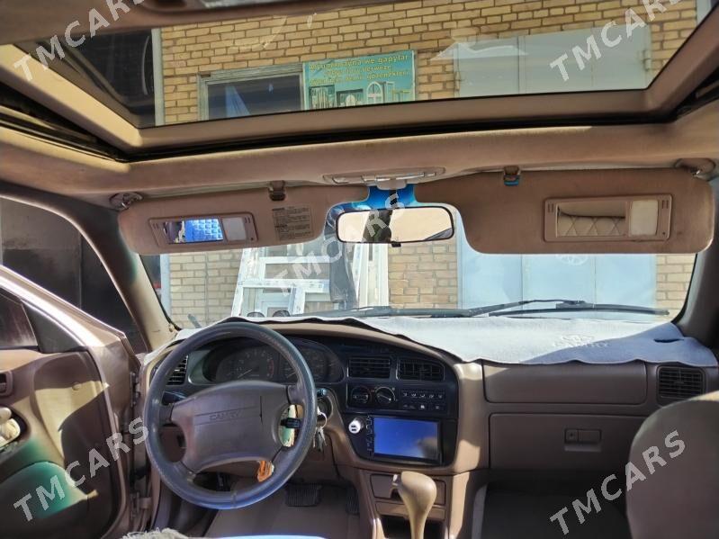 Toyota Camry 1994 - 90 000 TMT - Çärjew - img 6