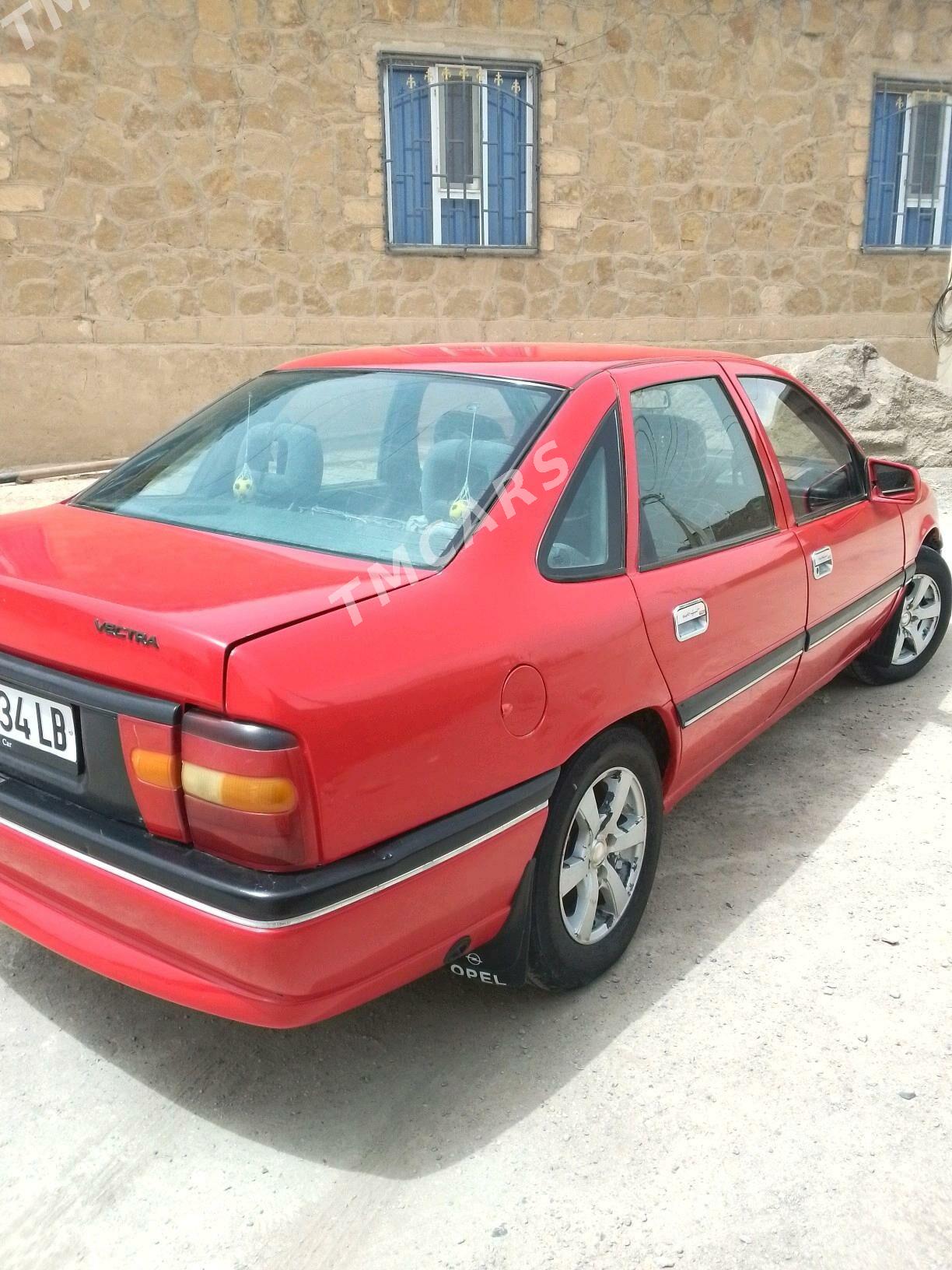 Opel Vectra 1993 - 25 000 TMT - Magdanly - img 5