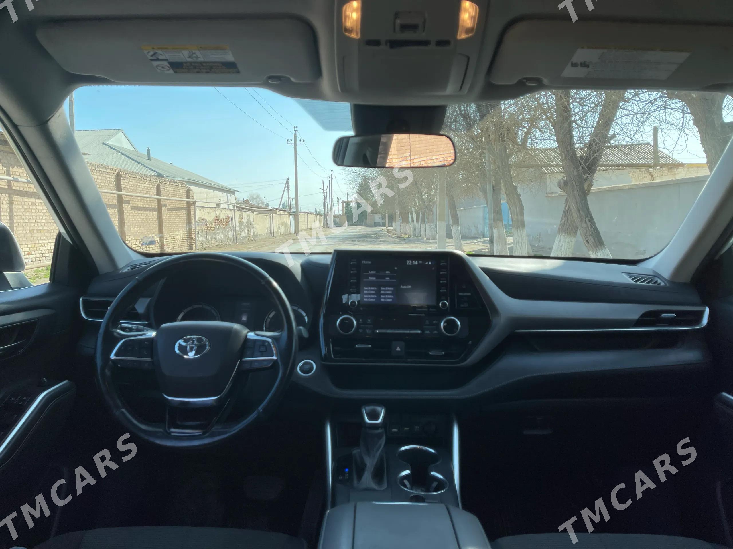 Toyota Highlander 2020 - 490 000 TMT - Мары - img 4
