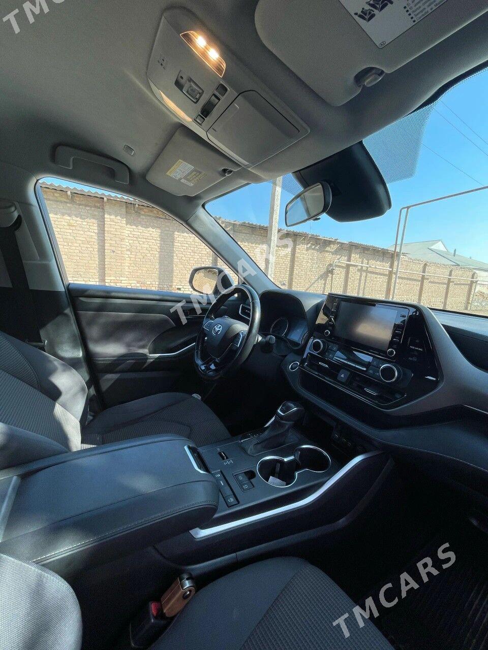 Toyota Highlander 2020 - 490 000 TMT - Мары - img 3