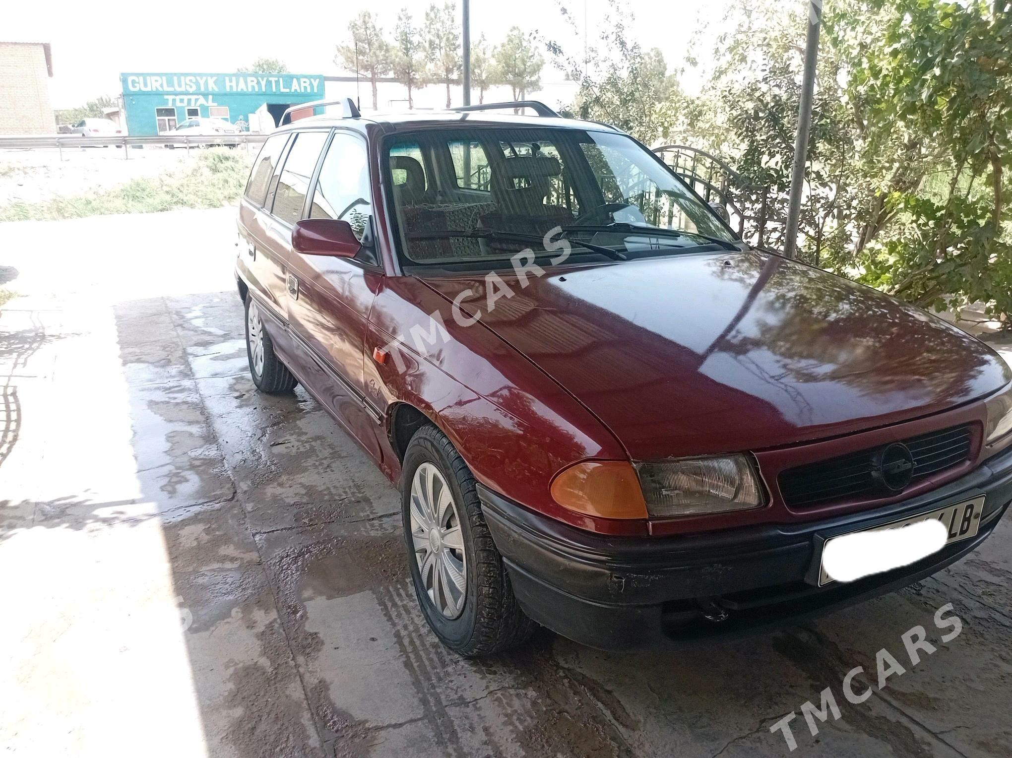 Opel Astra 1993 - 30 000 TMT - Farap - img 2