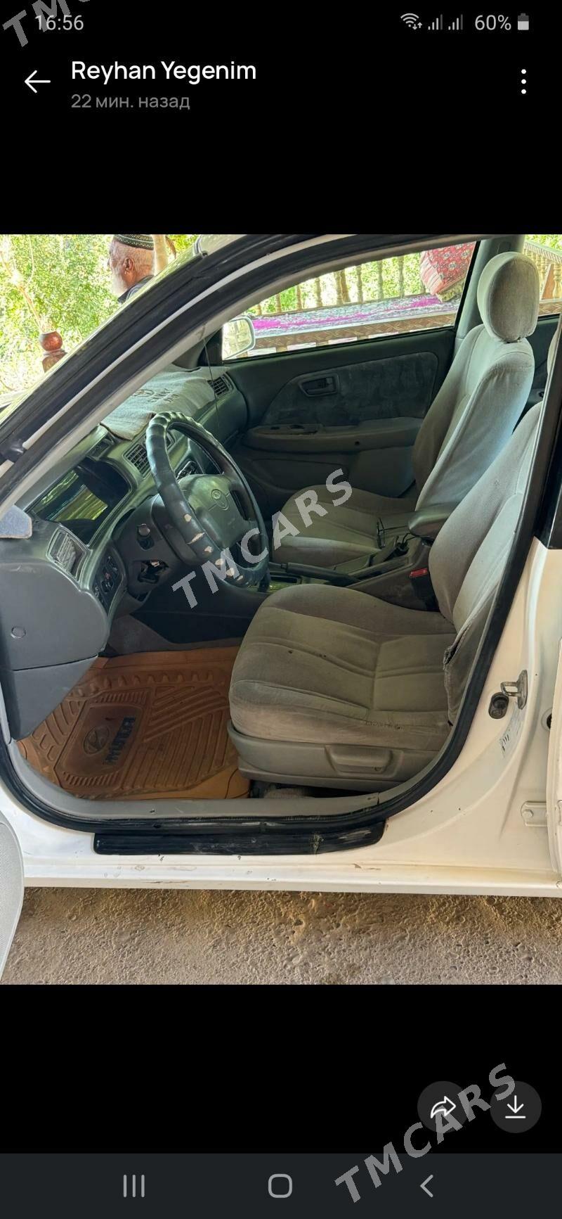 Toyota Camry 1998 - 110 000 TMT - Saýat - img 2