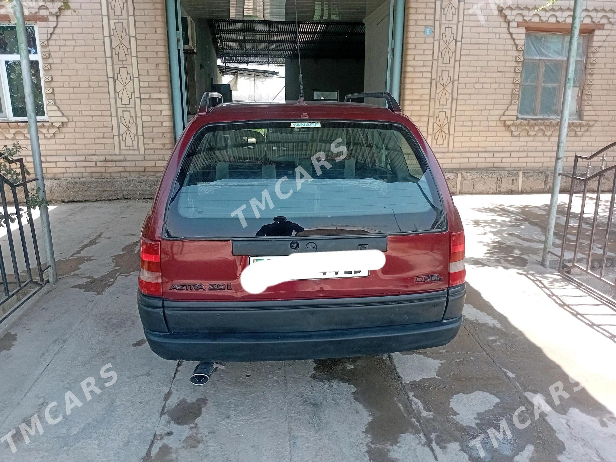 Opel Astra 1993 - 30 000 TMT - Farap - img 4