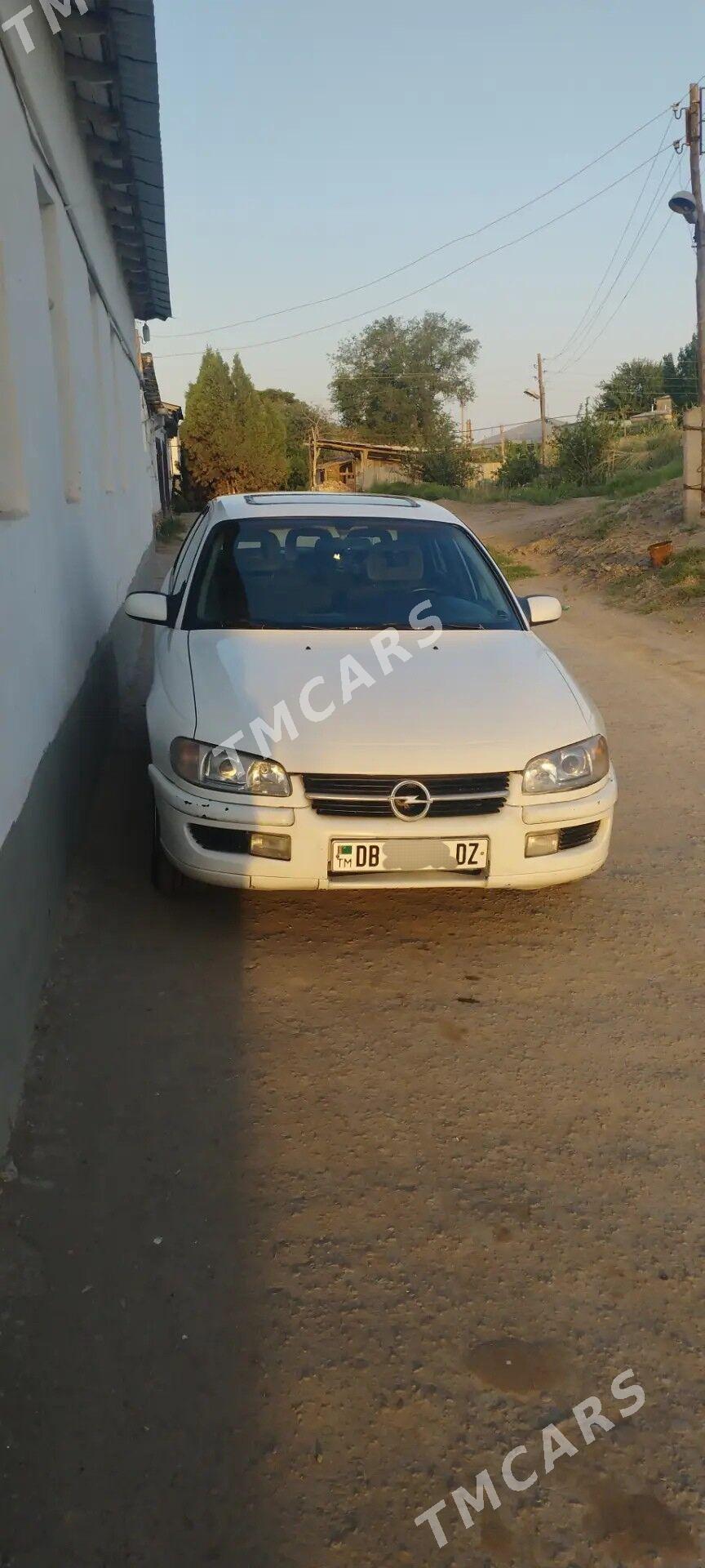 Opel Omega 1995 - 37 000 TMT - Гороглы (Тагта) - img 9